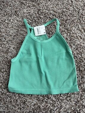 Happiness runs crop top